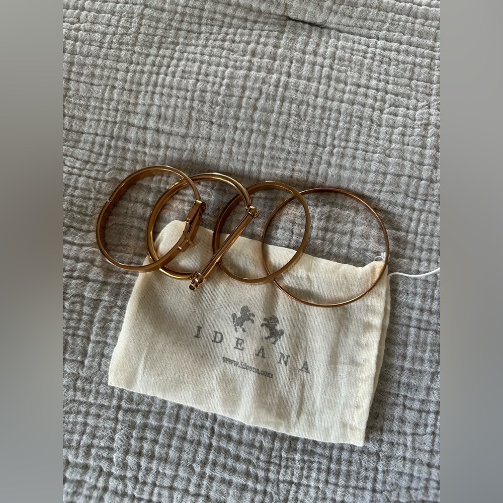 Rose Gold Bangle Bracelet Set